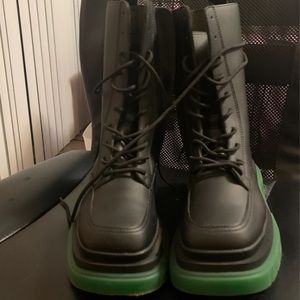 Charles&keith lace up boots